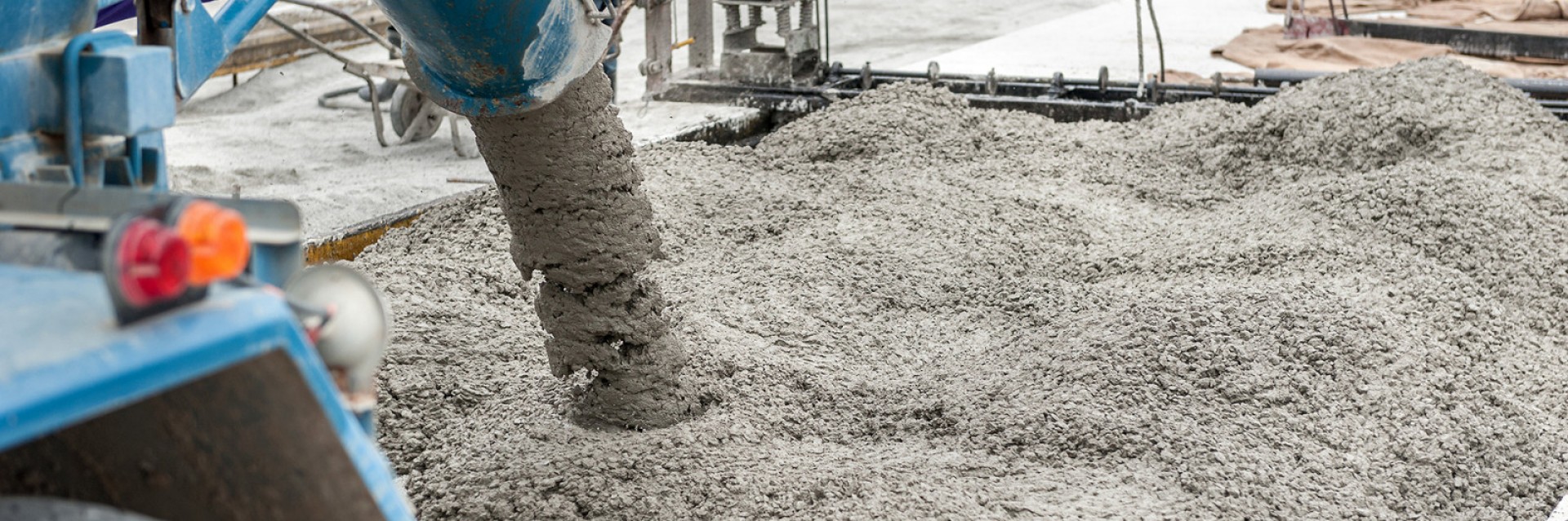 výroba a dodávka čerstvých betonových směsí, samohutnitelných betonů, izolačních směsí a dalších produktů