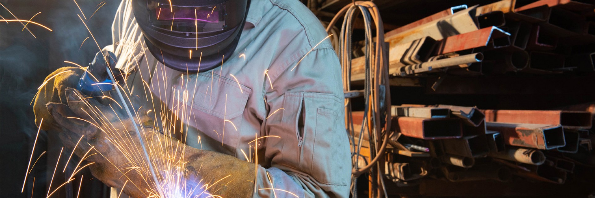 provádíme veškeré klempířské a zámečnické práce dle požadavku zákazníka